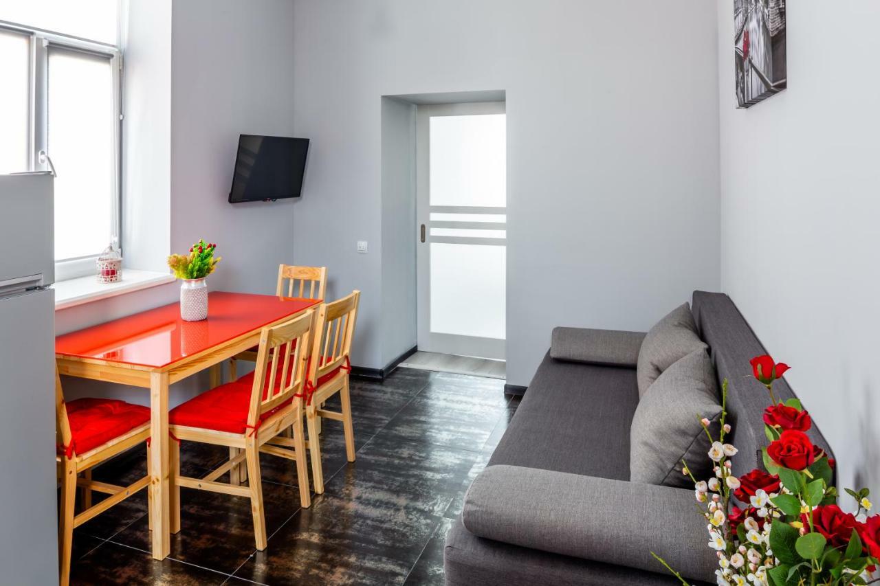 Alfa Apartments Chornovola Lviv Luaran gambar