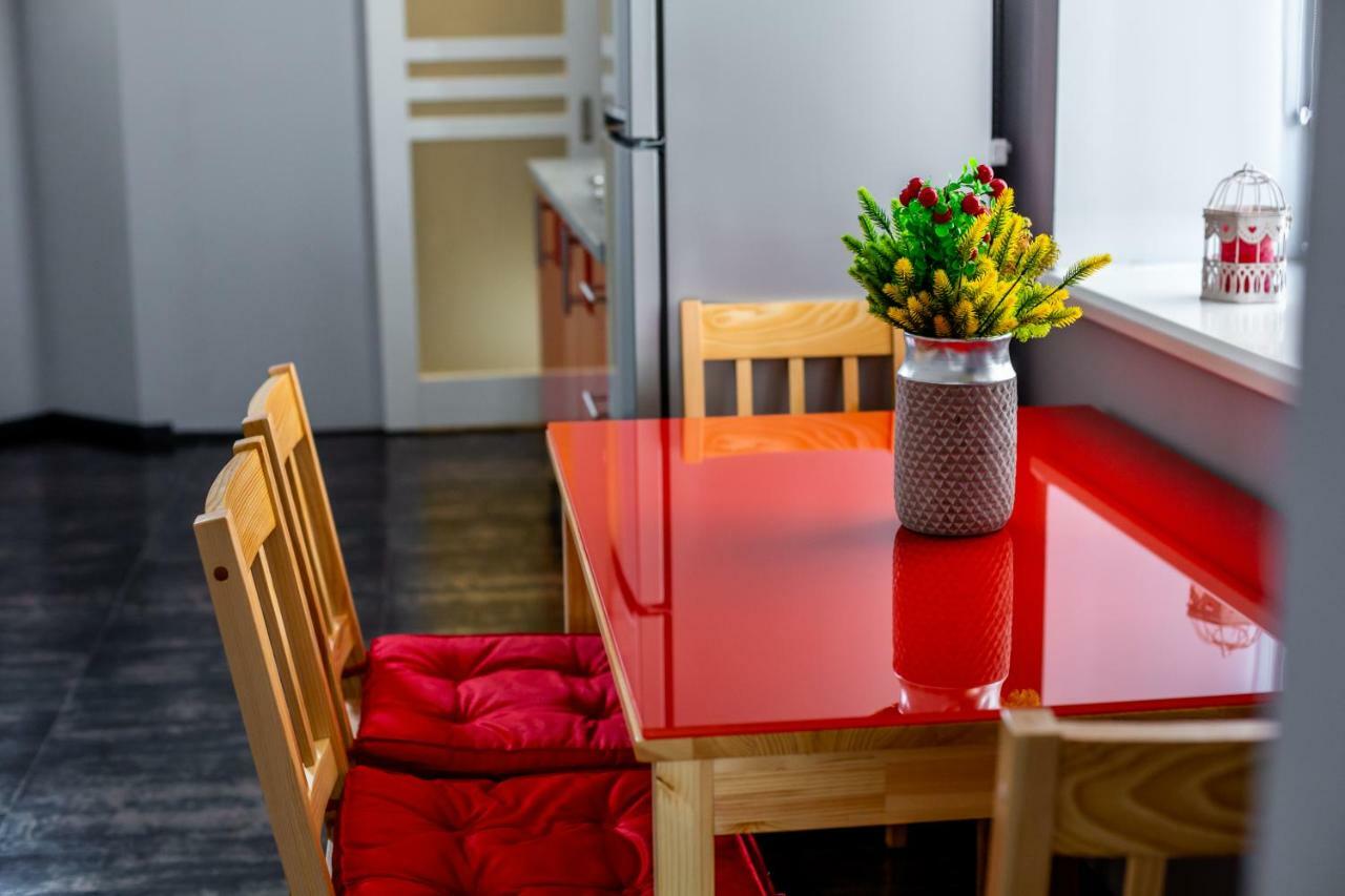 Alfa Apartments Chornovola Lviv Luaran gambar